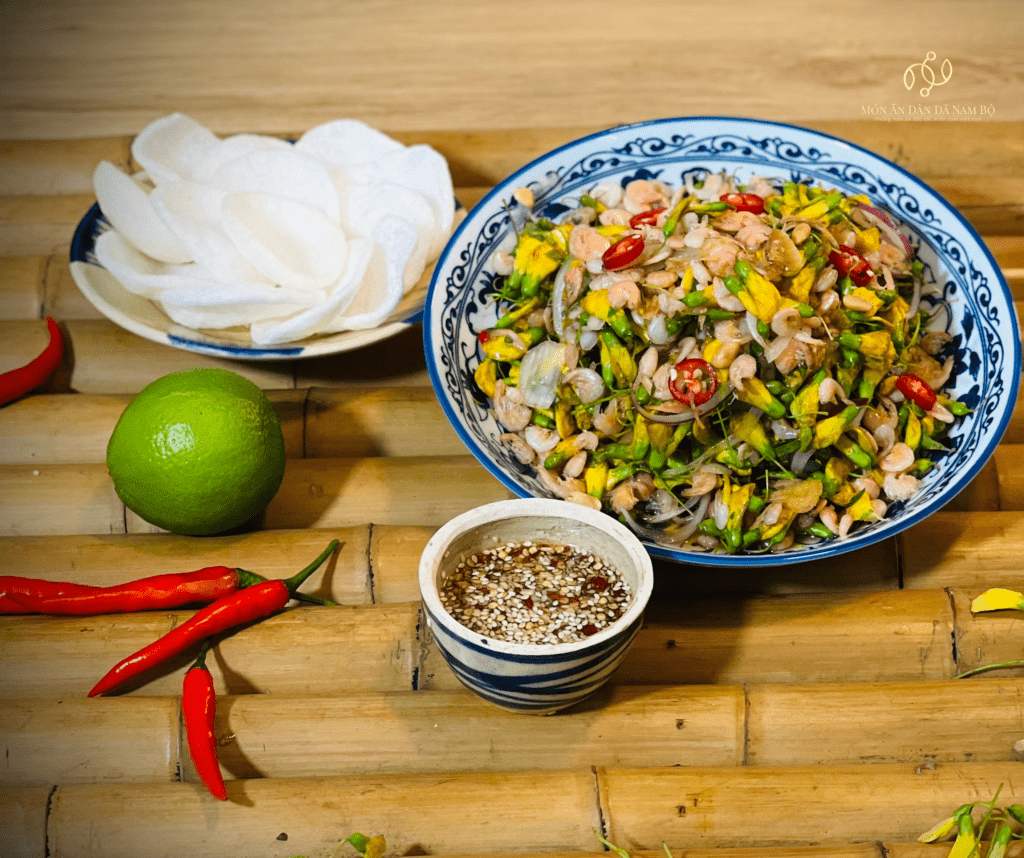 Gỏi tép rong bông điên điển